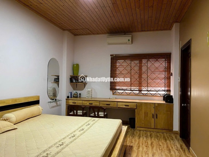 Bán biệt thự đẹp khu Thoại Ngọc Hầu – Nha Trang  256m² – giá 22 tỷ TL